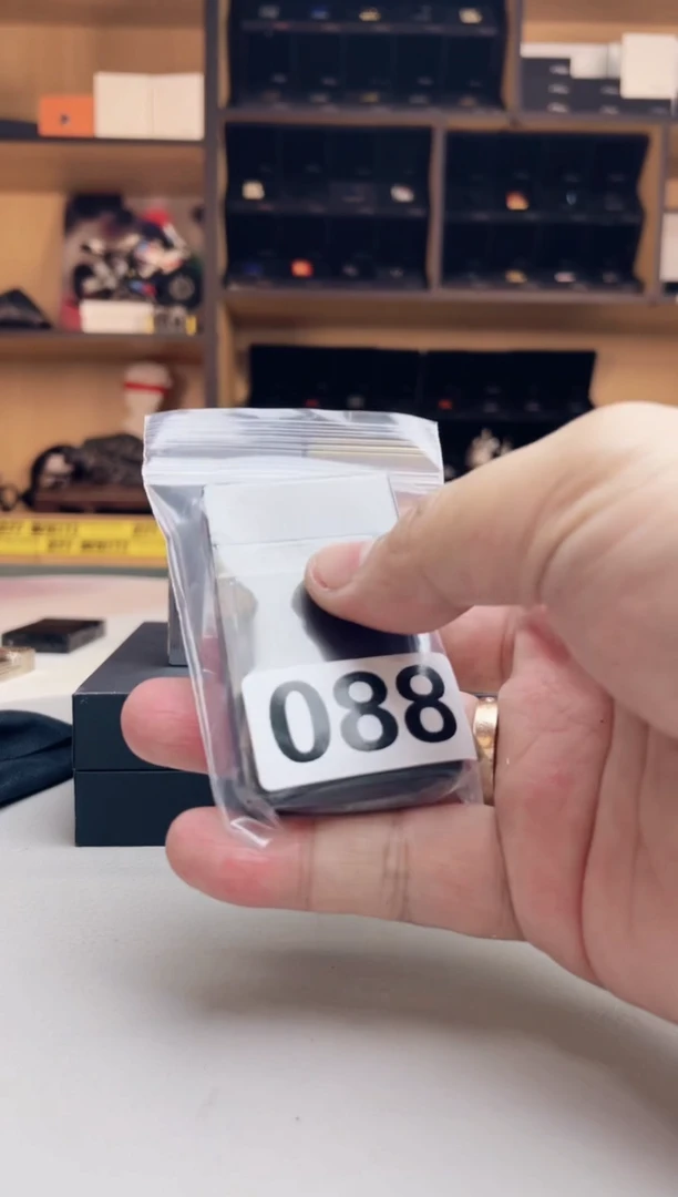 自***驼【黑屋奢品】打火机专用编码088