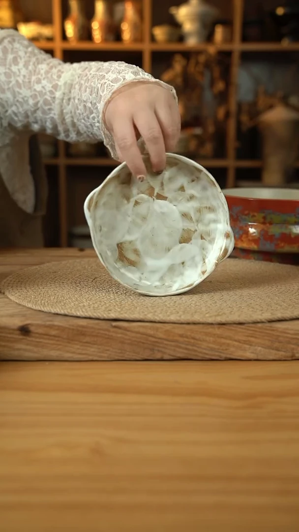 粉影系列的6英寸双耳手捏盘1个