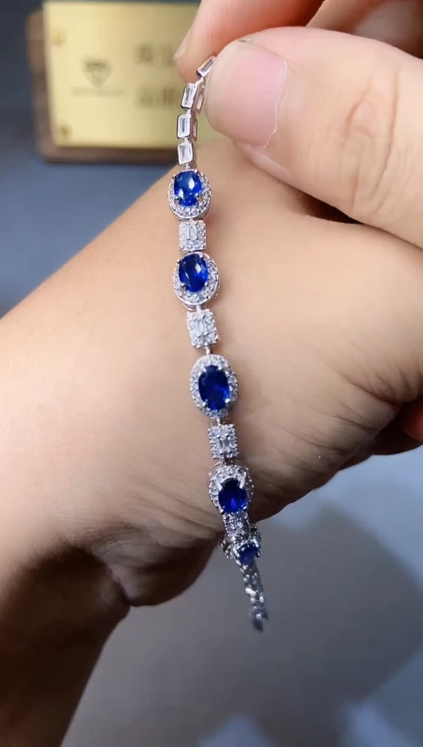 【闪购商品】蓝宝石手链银S925镶嵌354