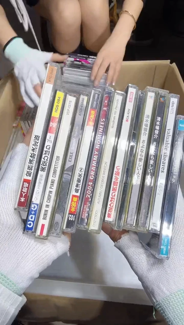 8新大*   041中古商品，瑕疵品，不保好坏。