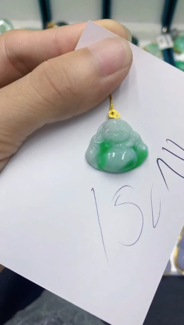 翡翠挂件18K金镶嵌翡翠