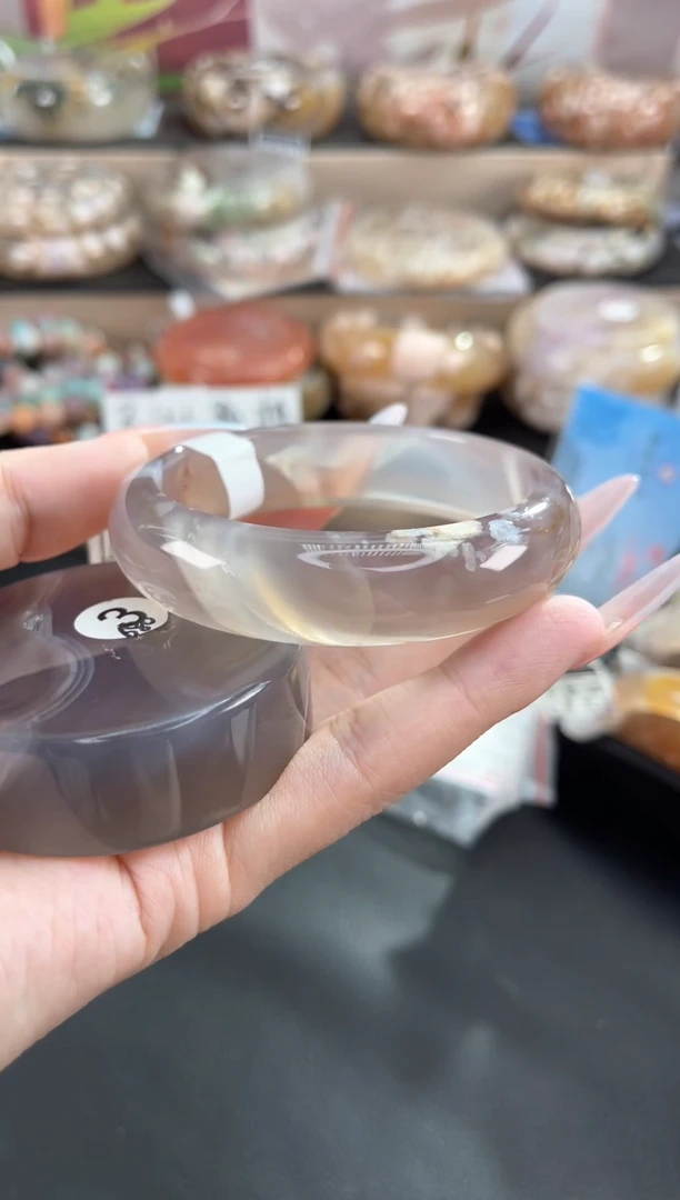 未镶嵌手镯石英质玉57