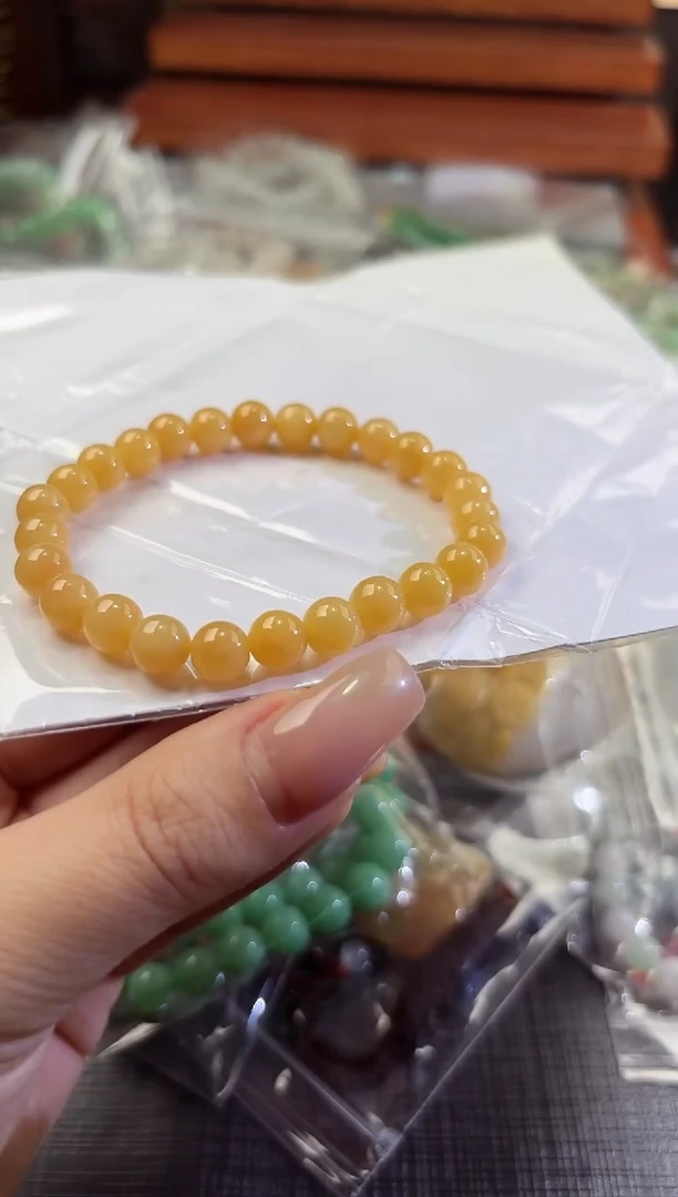 翡翠未镶嵌颈饰100711568