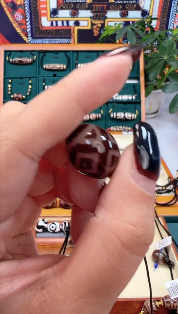 玛瑙/玉髓（覆膜）颈饰合金37.（微瑕）