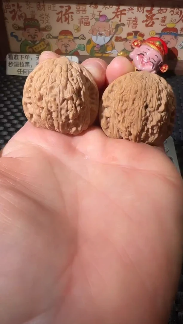 把件文玩核桃绣球36