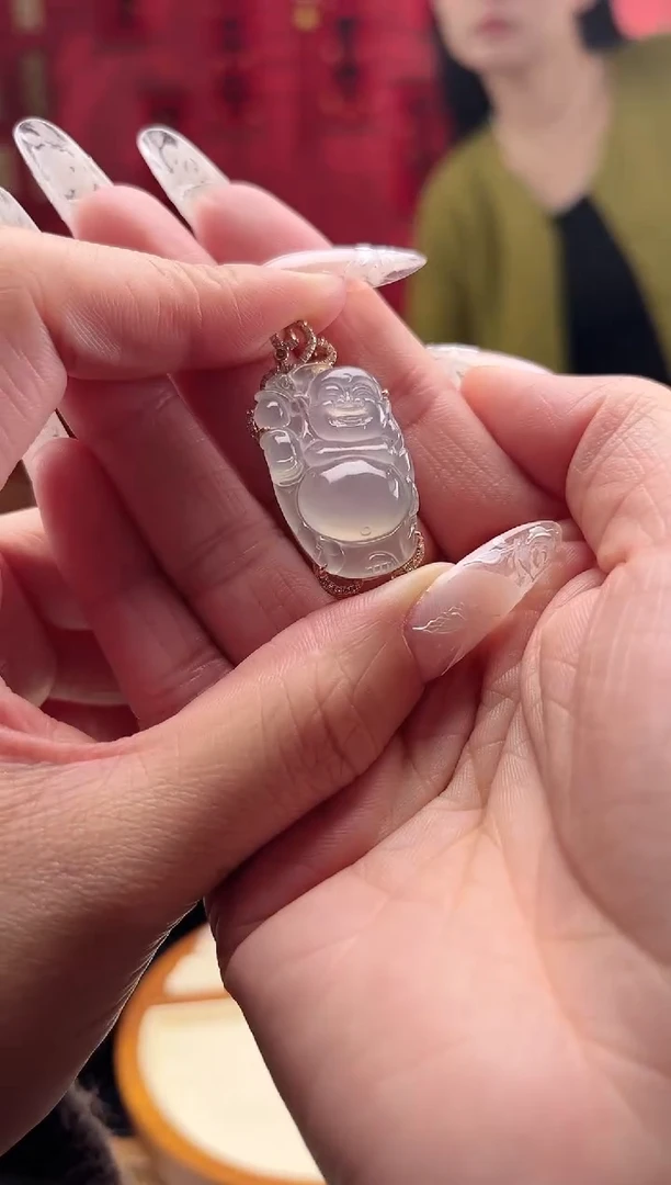 【闪购商品】翡翠戒指18K金镶嵌吊坠