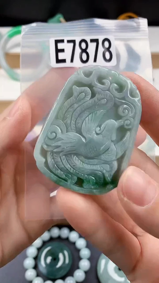 颈饰未镶嵌翡翠天然翡翠吊坠挂件