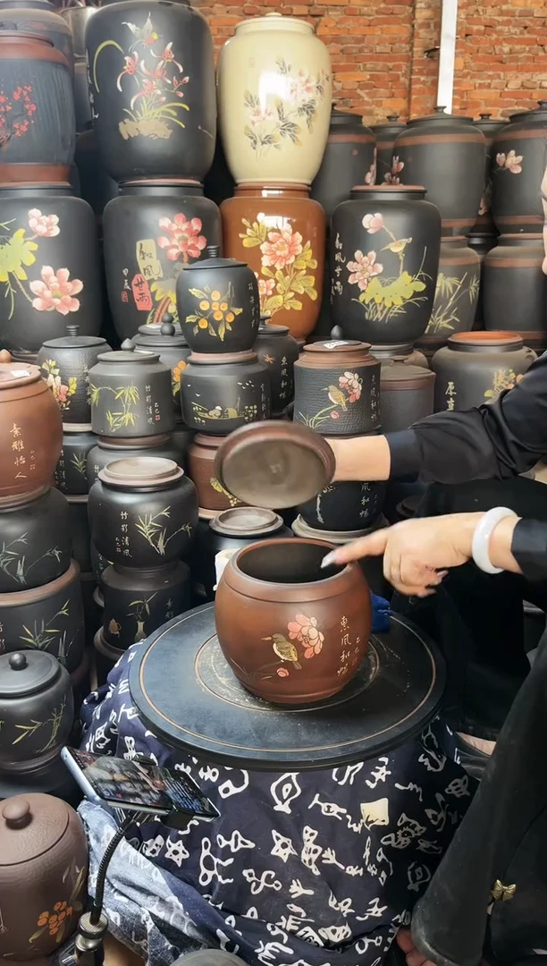 【闪购商品】壶瑕疵茶叶罐 古铜色 腰鼓 171