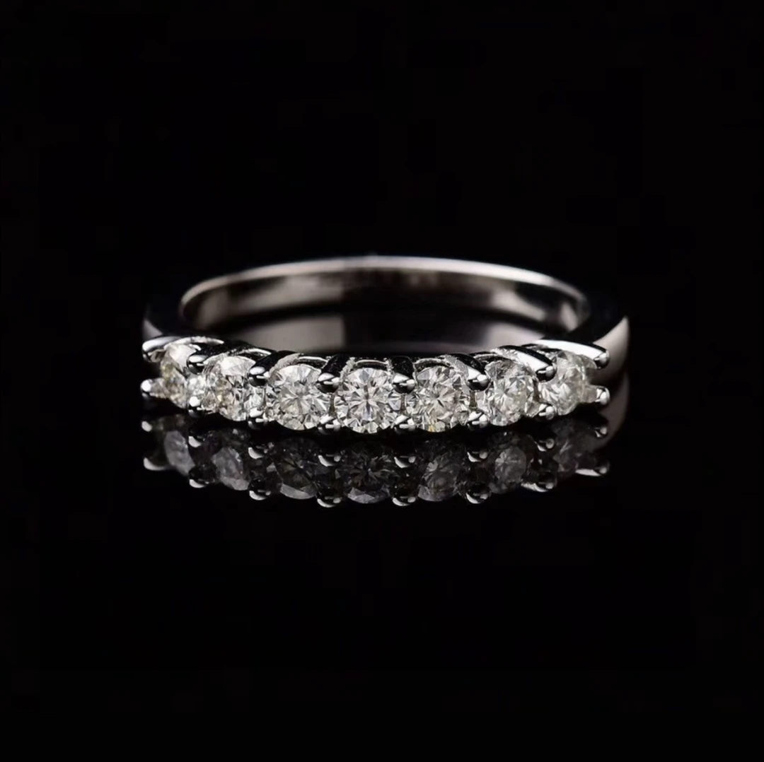 925银莫桑石银制品 七公主排戒时尚女结婚订婚经典镶嵌礼物求婚