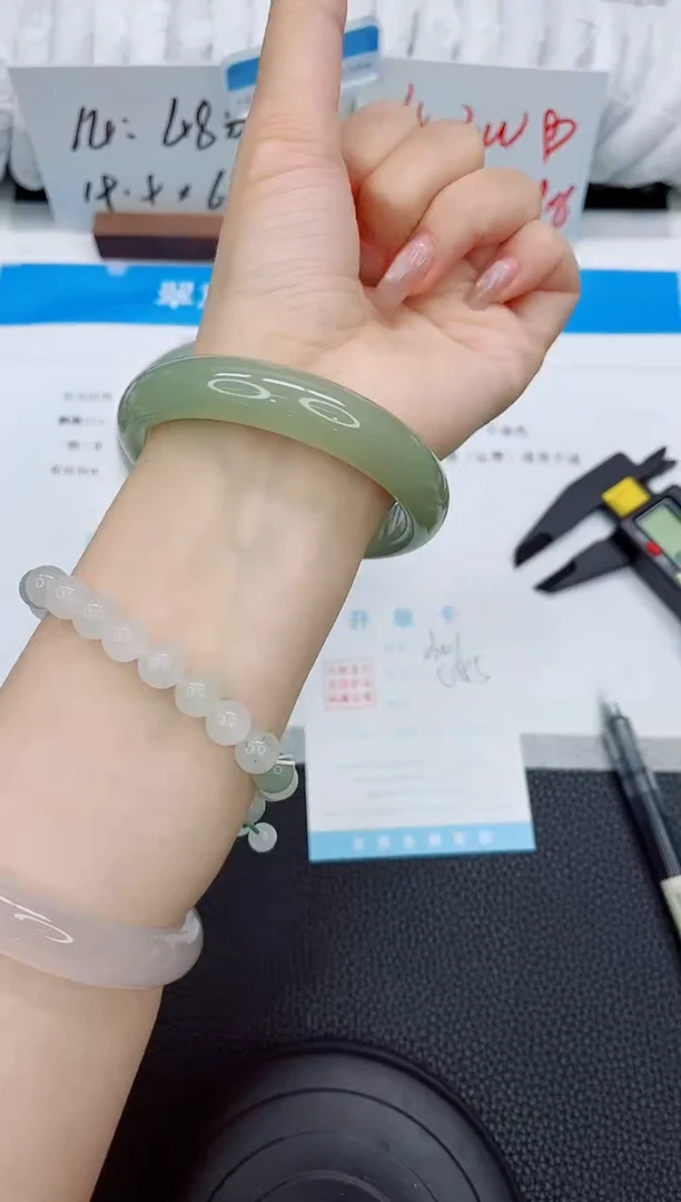 石英质玉手镯未镶嵌301-58.5