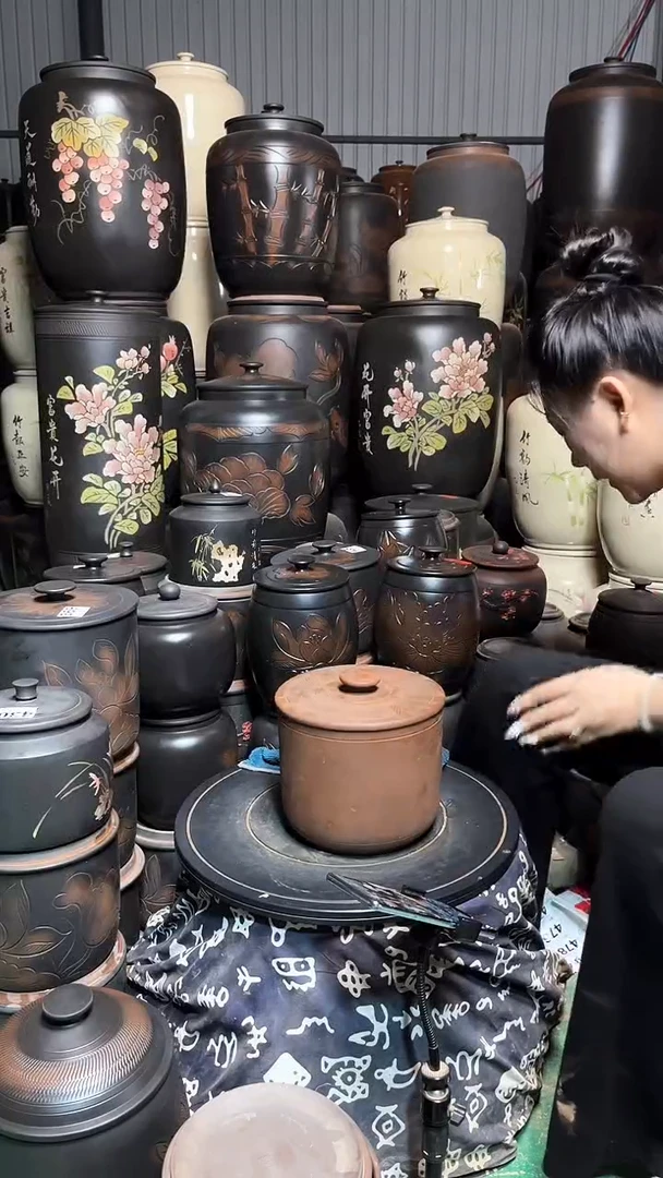 罐大大瑕疵茶叶罐  裂裂裂 古铜色小五饼 469