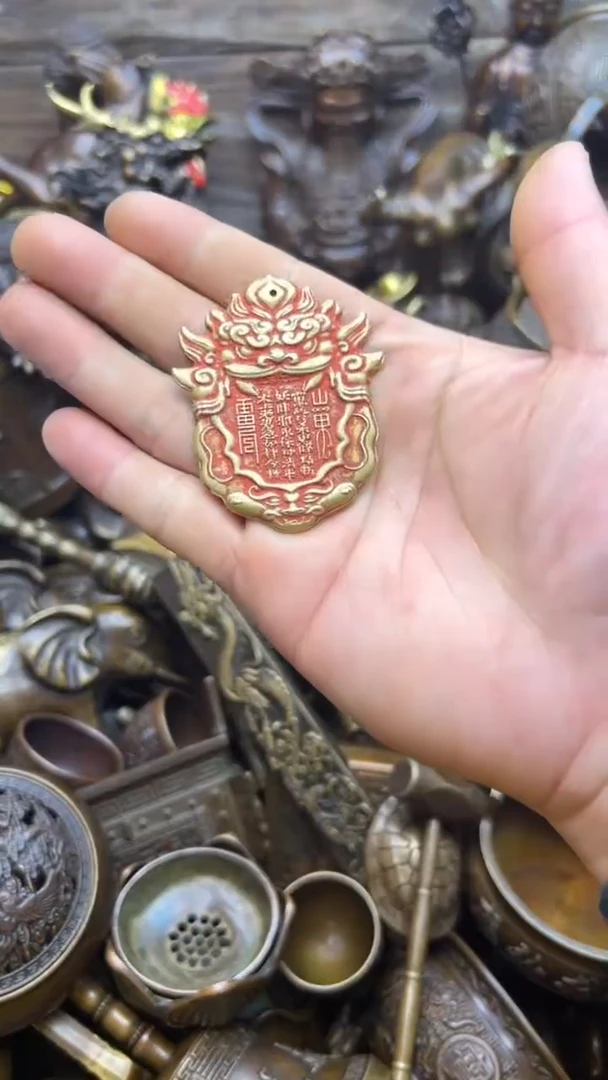 精美铜器，点击下单