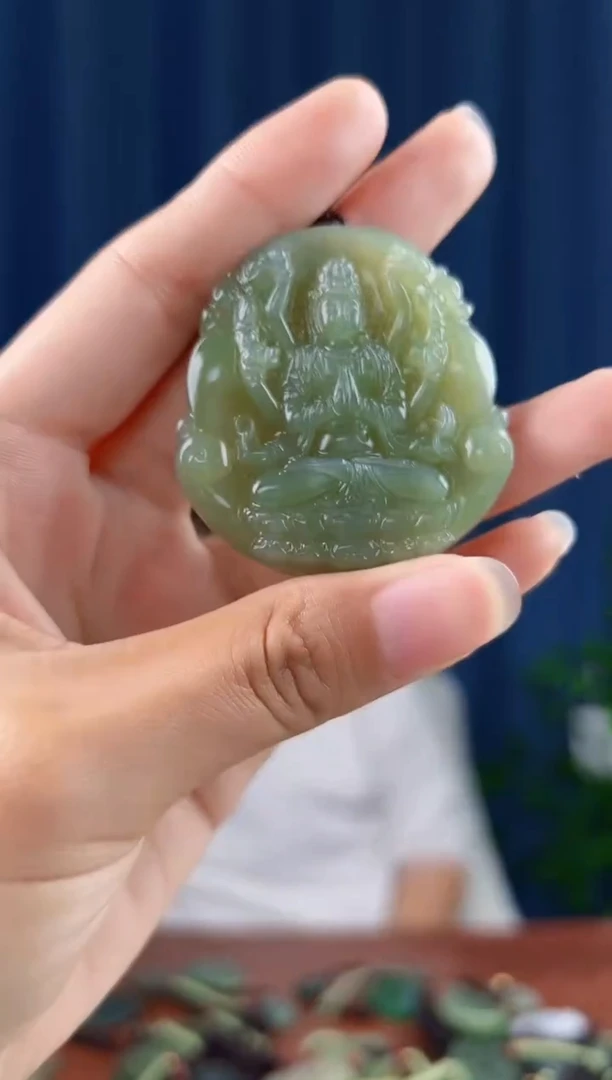 未镶嵌和田玉挂件拍一发一，多样性发货