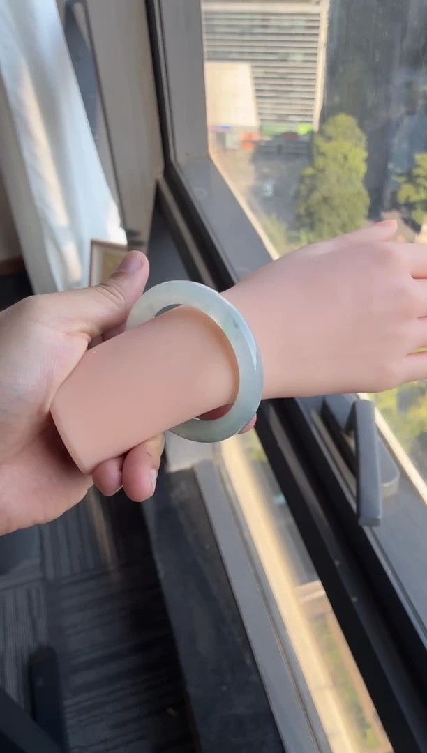 未镶嵌手镯翡翠31号54.2*9.8*9.9圆条