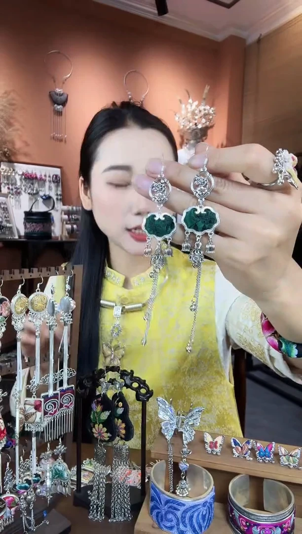 刺绣纯手工民族风耳环