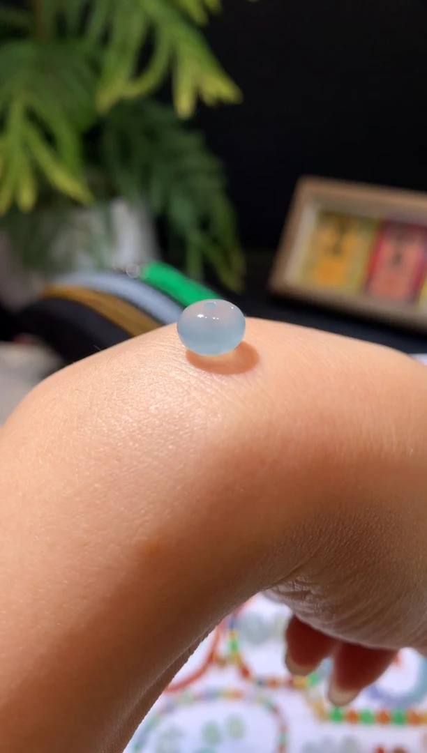 【闪购商品】定制翡翠未镶嵌8.7*6.2鼓珠1200+120