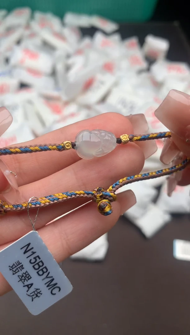 【闪购商品】翡翠手绳未镶嵌一