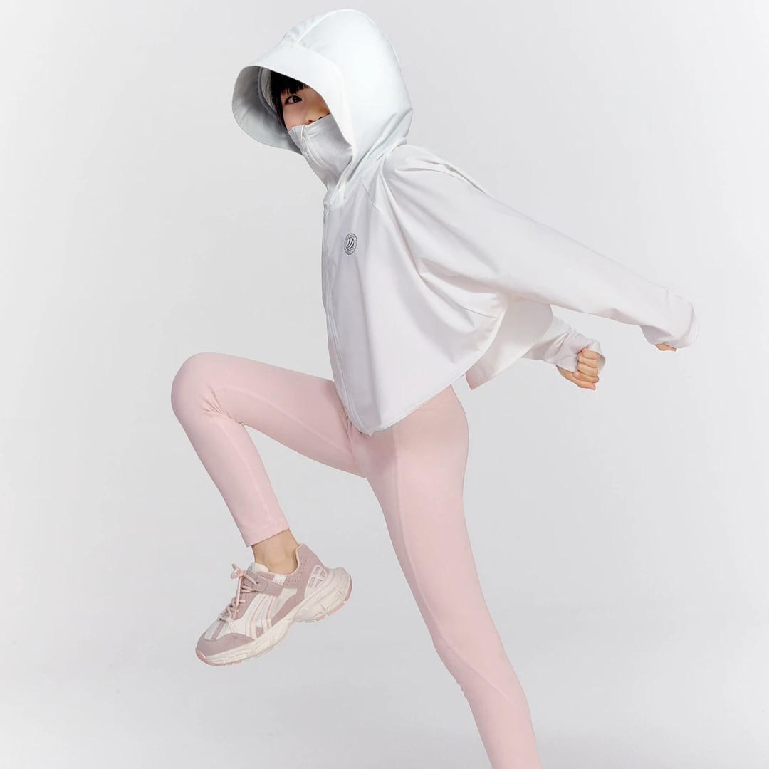 波司登2024夏季新款女短款基础骄阳防晒服T40525126