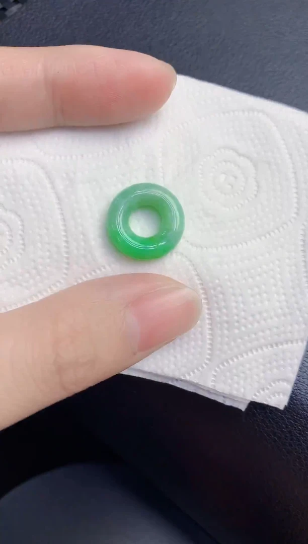 颈饰未镶嵌翡翠天然翡翠缅甸A货