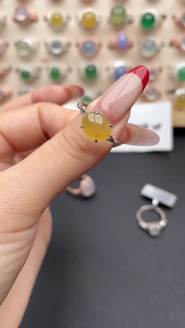 【闪购商品】翡翠戒指银S925镶嵌一物一证一礼盒