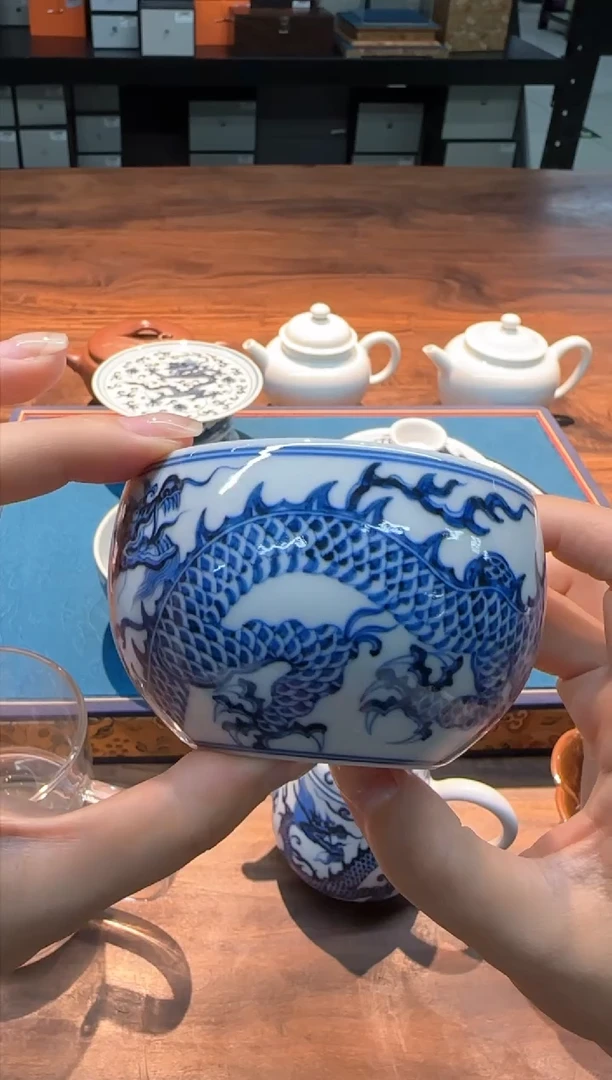 我****爷天义华 仿明霸王龙缸杯