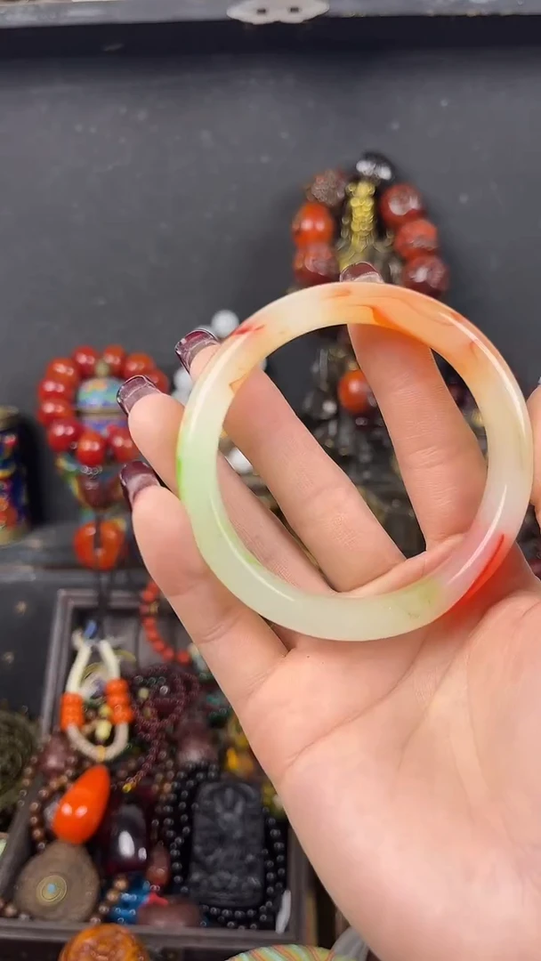【闪购商品】玛瑙/玉髓手镯合金手镯