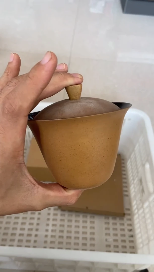 无运费险有瑕疵的摄影的产品有使用过的痕迹有点脏介意勿拍