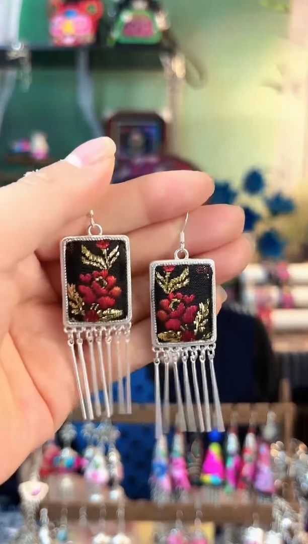 织绣彩云南阁非遗老绣528