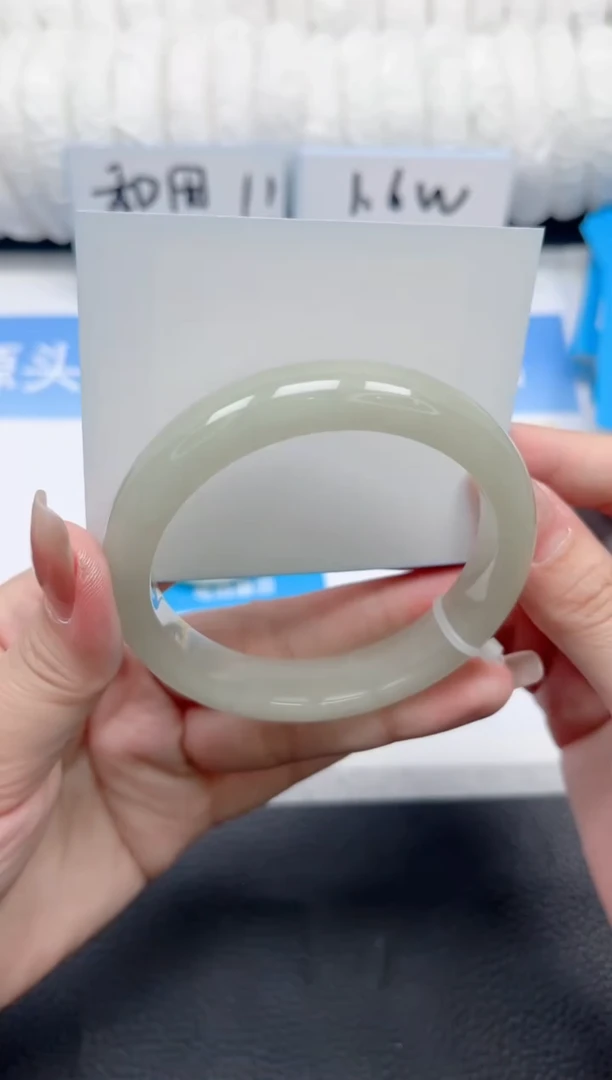 石英质玉手镯未镶嵌302*-东陵玉60