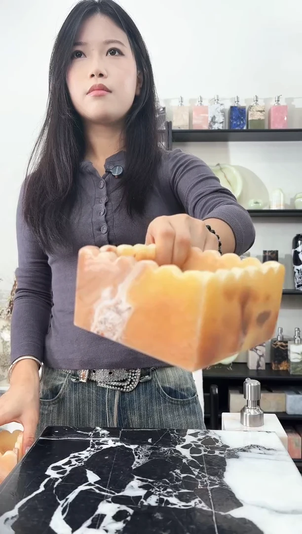 石材红龙玉饼干储物罐001