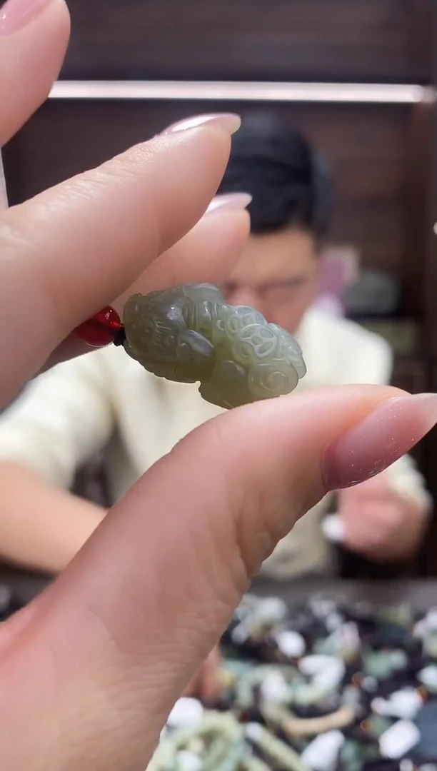 【闪购商品】和田玉颈饰未镶嵌多样性发货，拍一发一