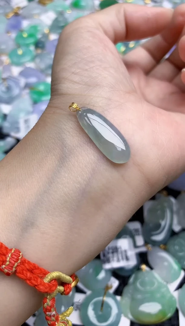 翡翠未镶嵌颈饰天然翡翠A货