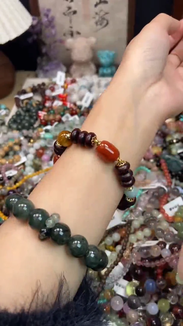 未镶嵌玛瑙手饰336