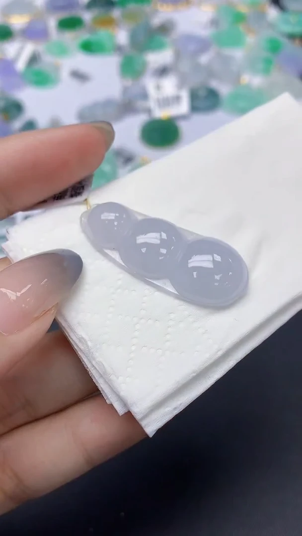 翡翠未镶嵌颈饰天然缅甸a货翡翠