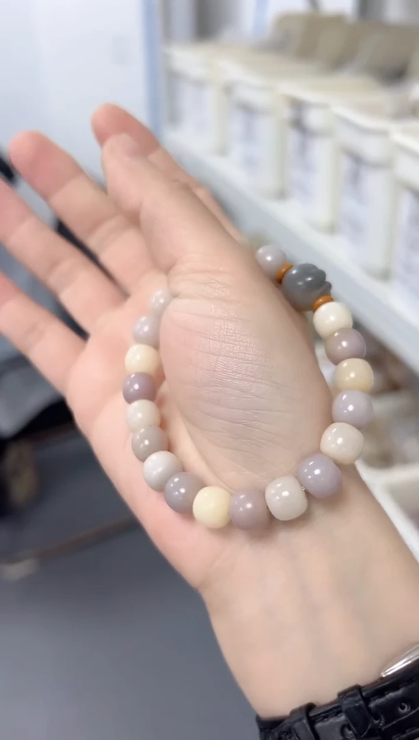 吊坠菩提根/象牙果F30BG05430807-024