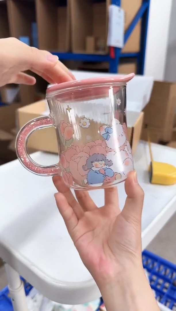 瓷片粉色兔子款茶漏杯