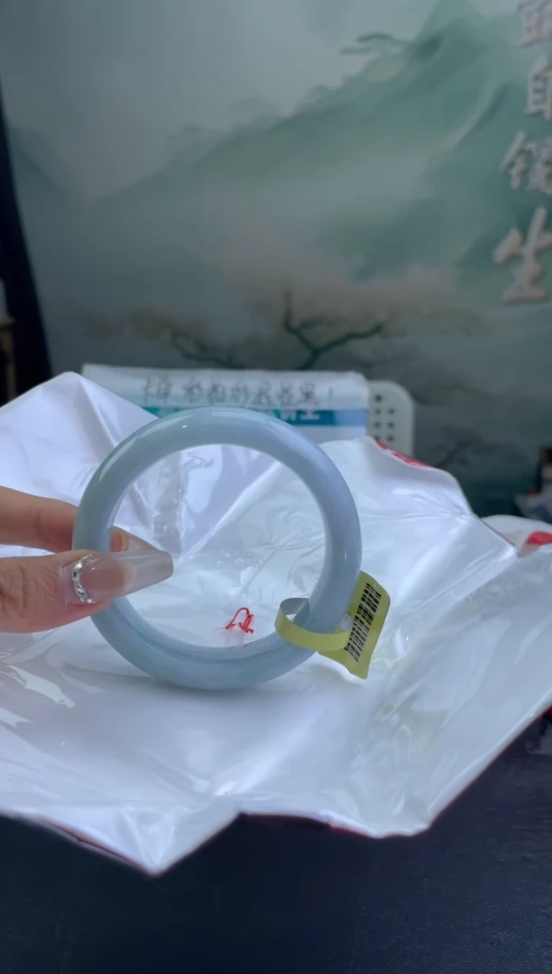 翡翠手镯未镶嵌8          57