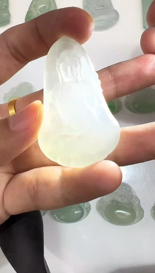 未镶嵌定制翡翠挂件