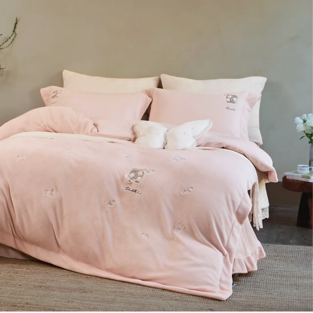 【铃兰花与梦】轻奢冬季纯色绒四件套保暖牛奶绒双面加厚防寒套件