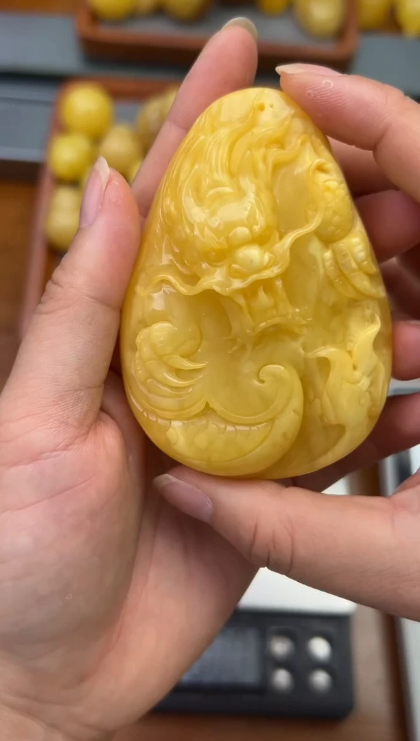 裸石琥珀未镶嵌蜜蜡吊坠