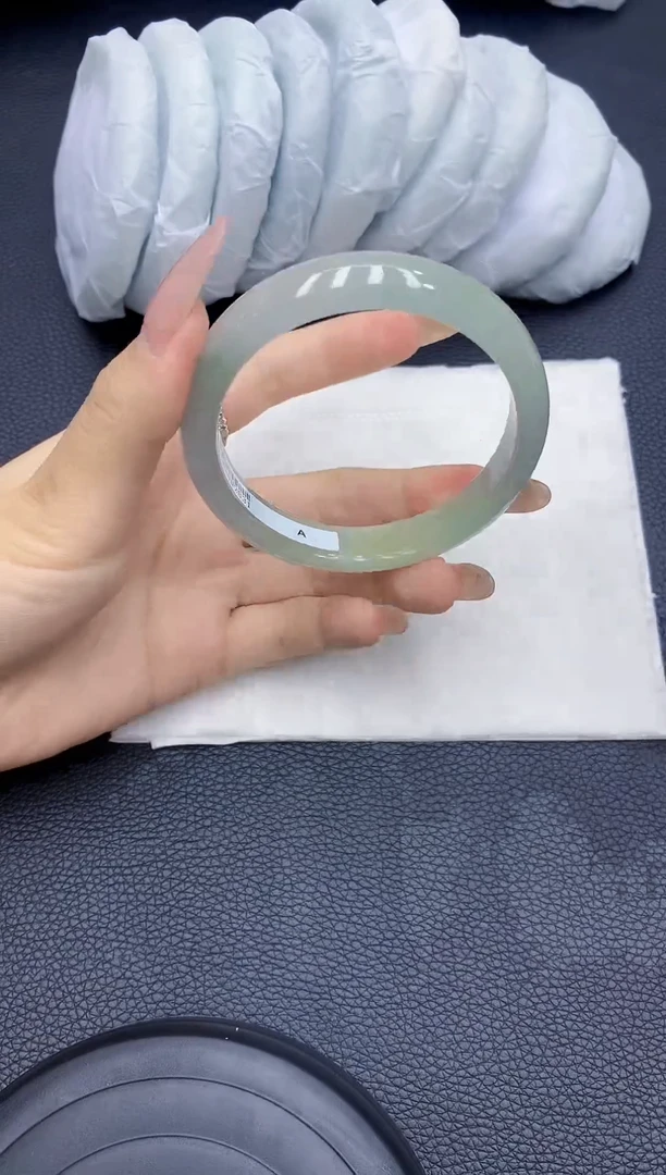 高冰透美人手镯 所见即所得9