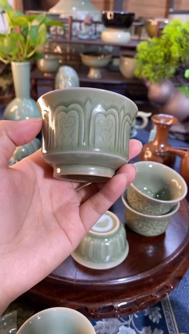 【闪购商品】011833 手工刻花主人杯1只