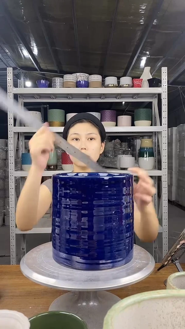 默认打孔陶瓷花盆宽高19-19