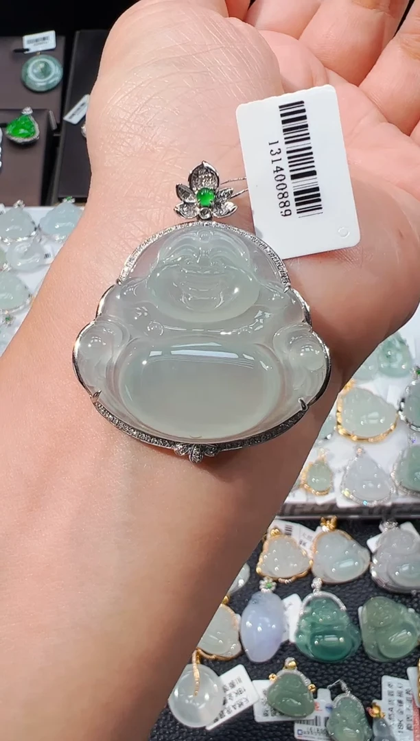 吊坠(不含链)18K金镶嵌翡翠佛公吊坠899