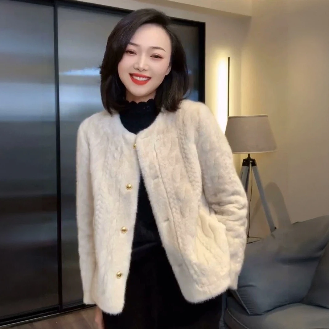 毛毛外套女2026新款爆款小香风独特超好看毛羔绒短款外套女秋冬季