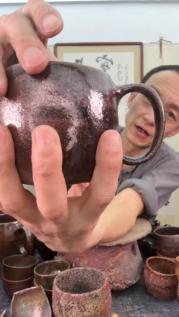 【闪购商品】瑕疵红色马克杯350毫升