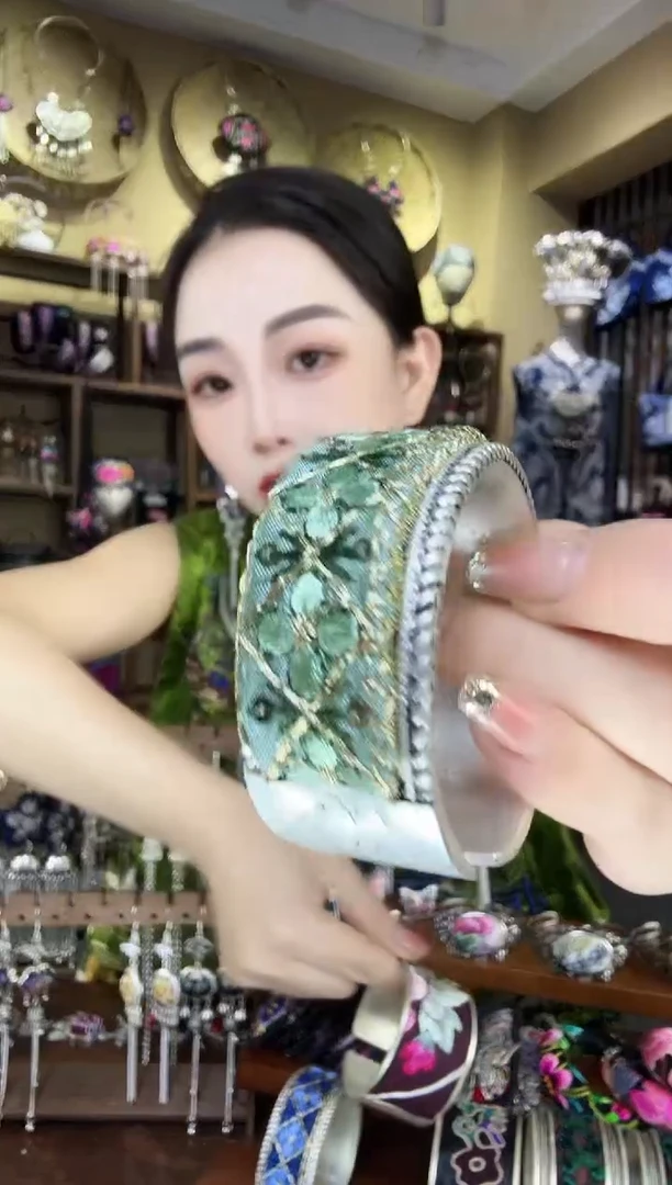 刺绣非遗刺绣民族风饰品