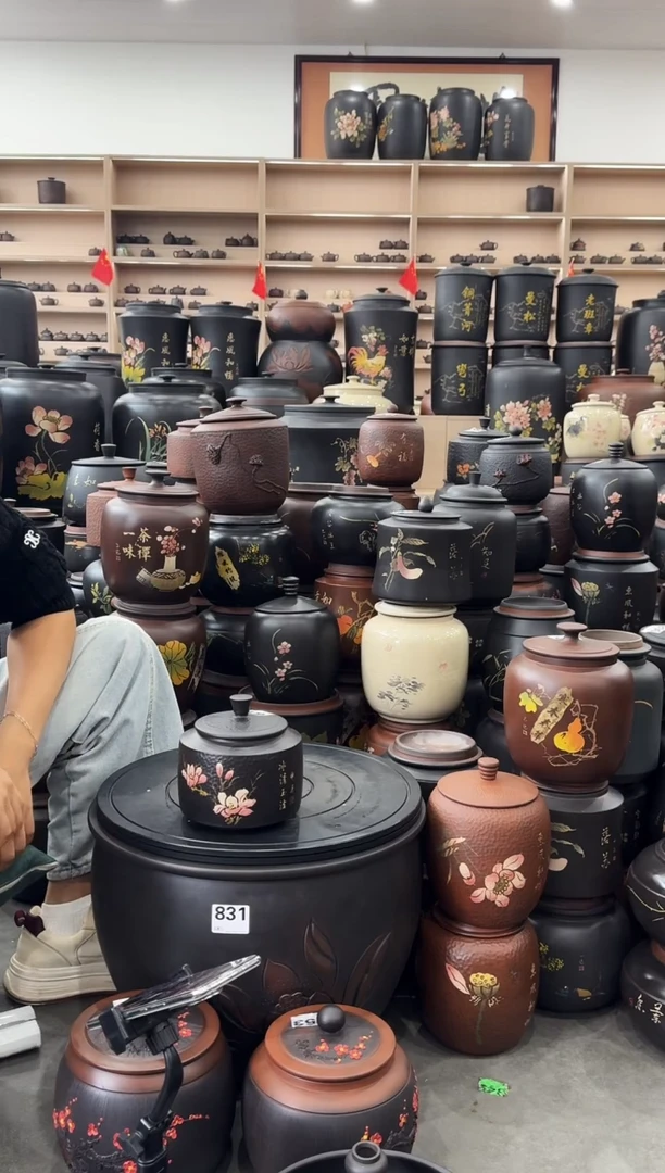 罐瑕疵茶叶罐  锤纹彩填  612