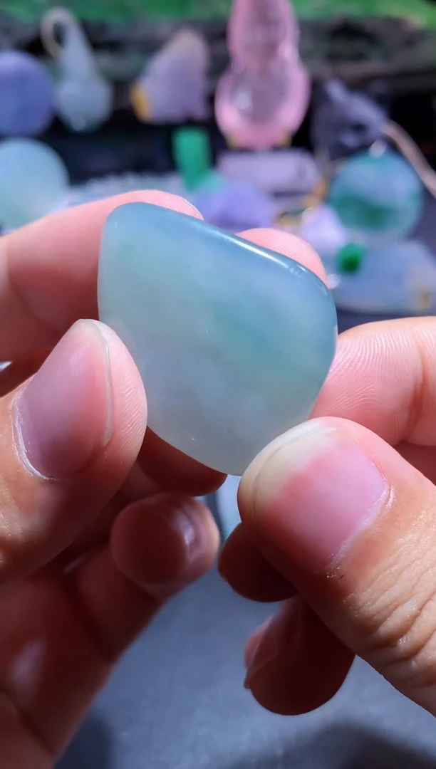 定制翡翠未镶嵌包工