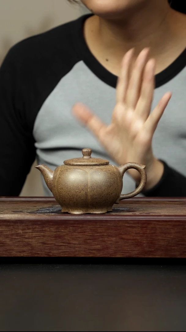 紫砂茶壶本绿柴烧 莲韵